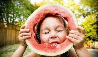 吃瓜吃到自己死讯免费阅读,从吃瓜到见证生死，免费阅读背后的故事